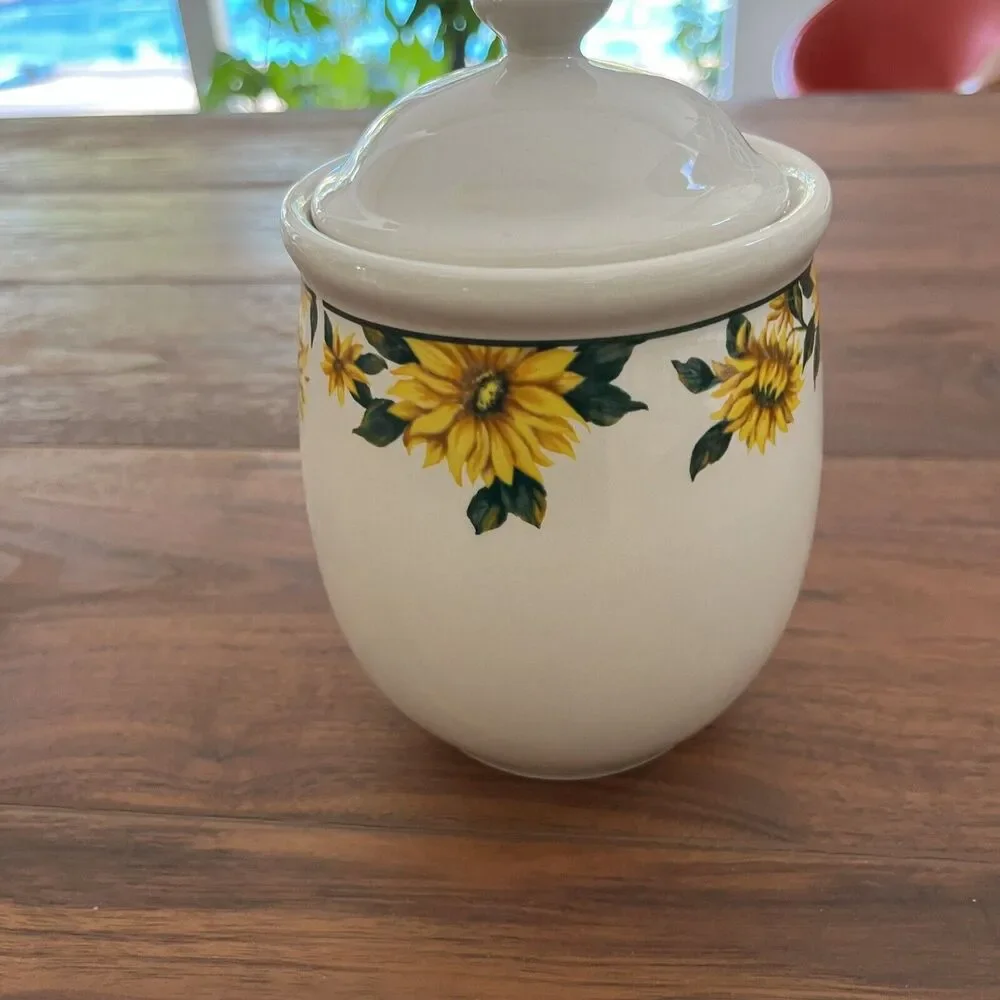 Vintage Thomson Pottery Sunflower Cookie Jar Canister and Lid 6 ⁷⁄₈